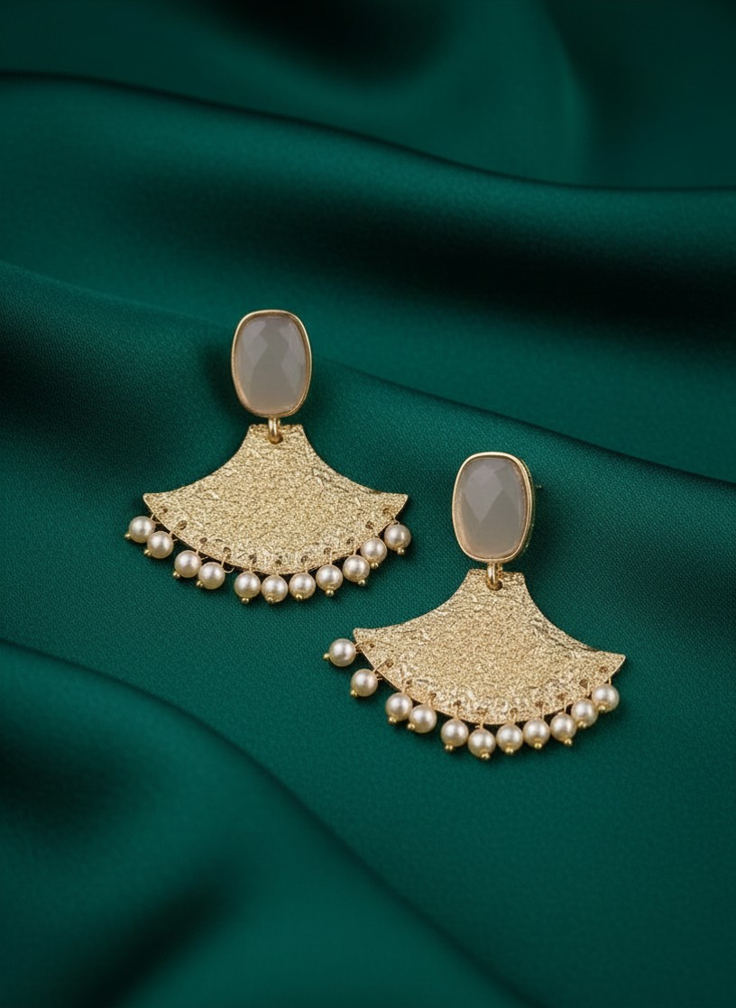 Chand Pearl Earrings
