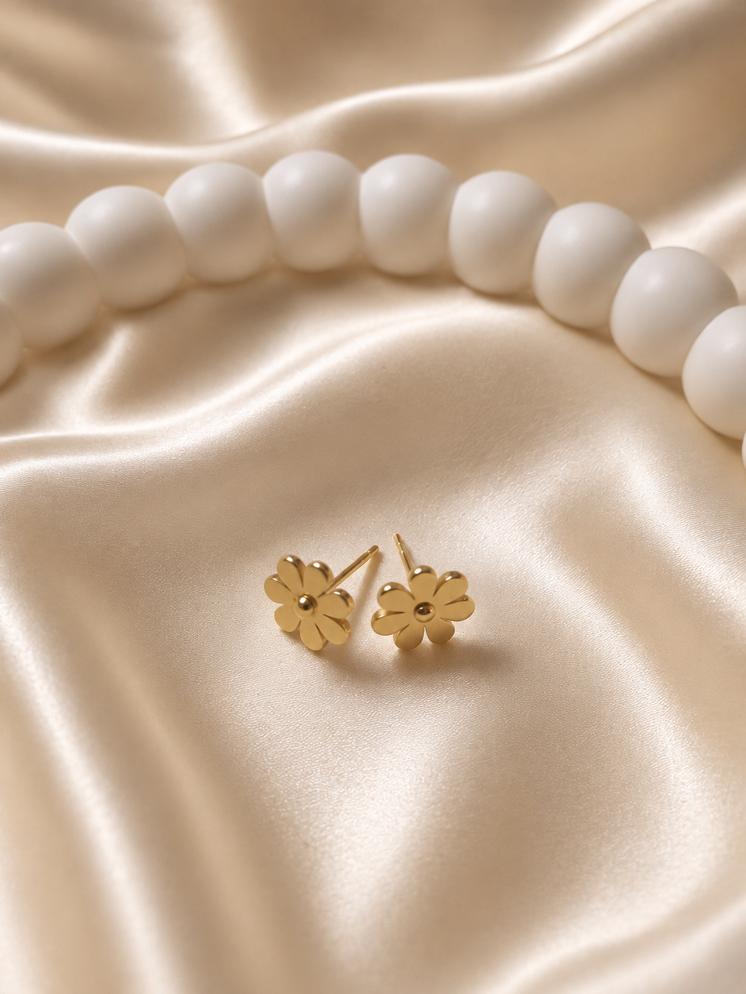 Daisy Studs